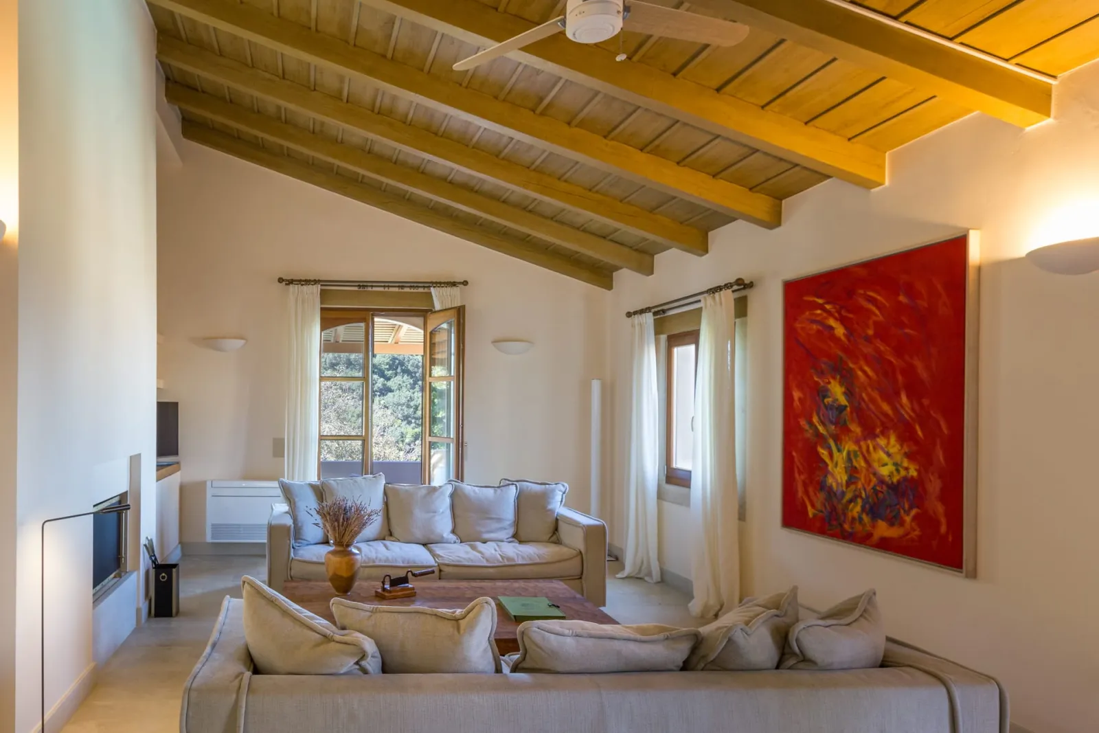 Executive Suite Seaview - Shared Pool (Selini)