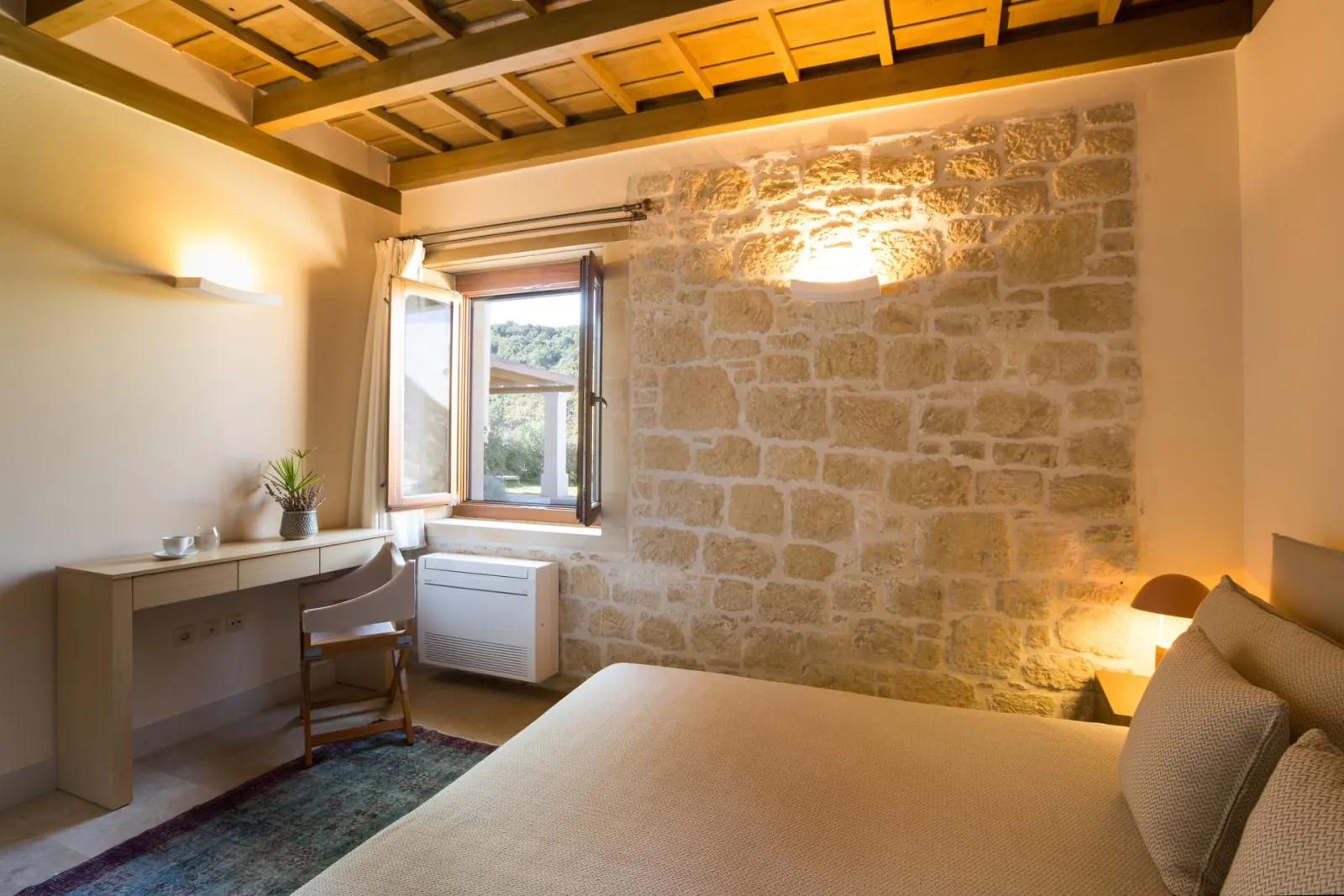 Two-Bedroom Suite Seaview - Shared Pool (Elia)