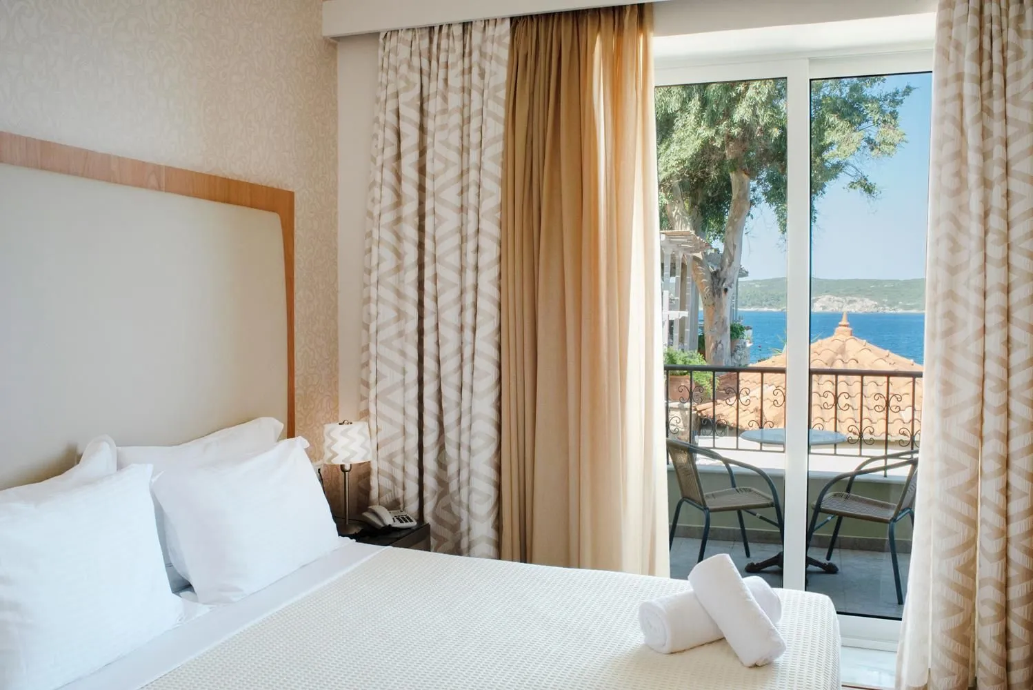 Family Side Sea View Room