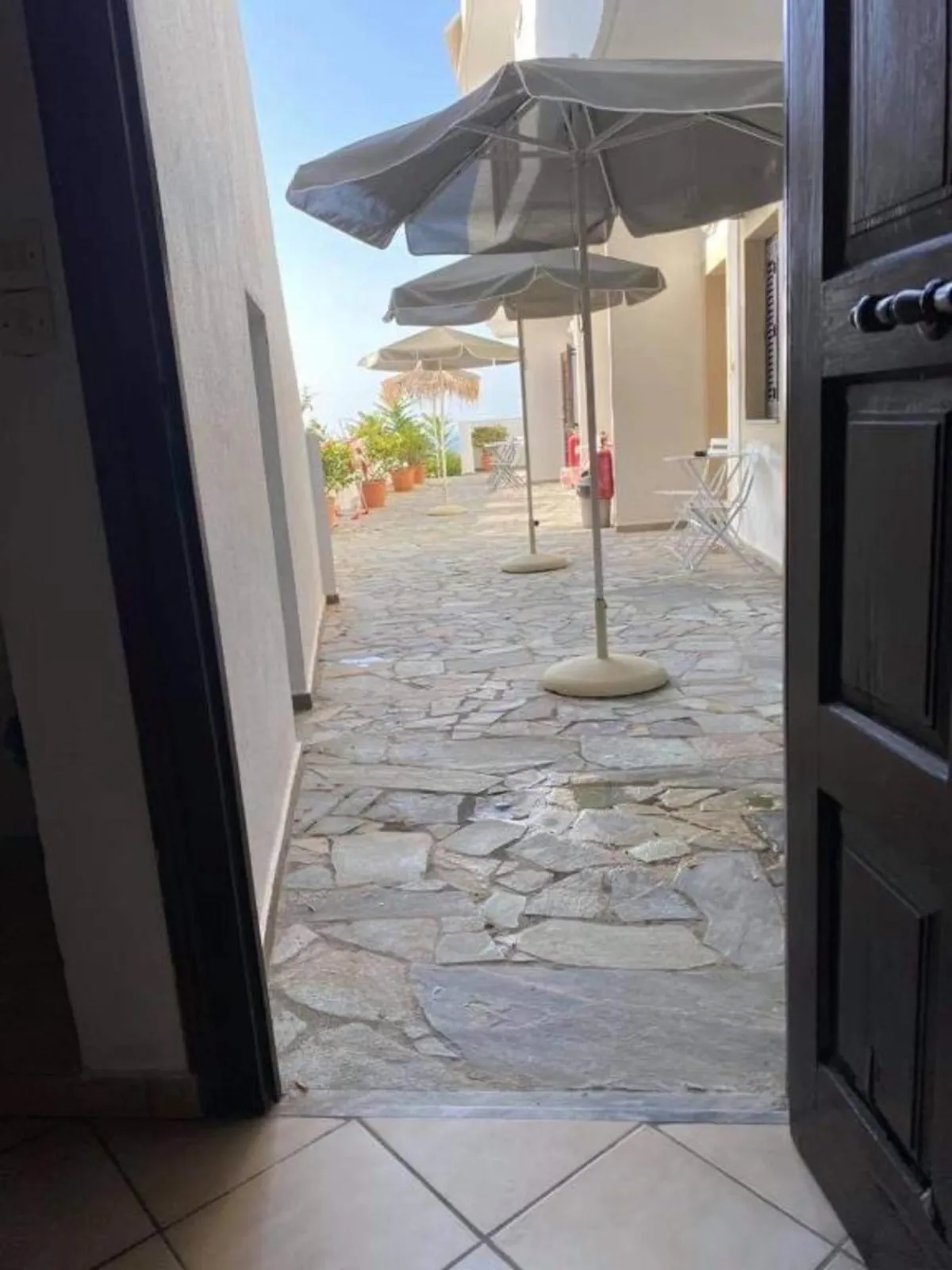 Studio with Side Sea View