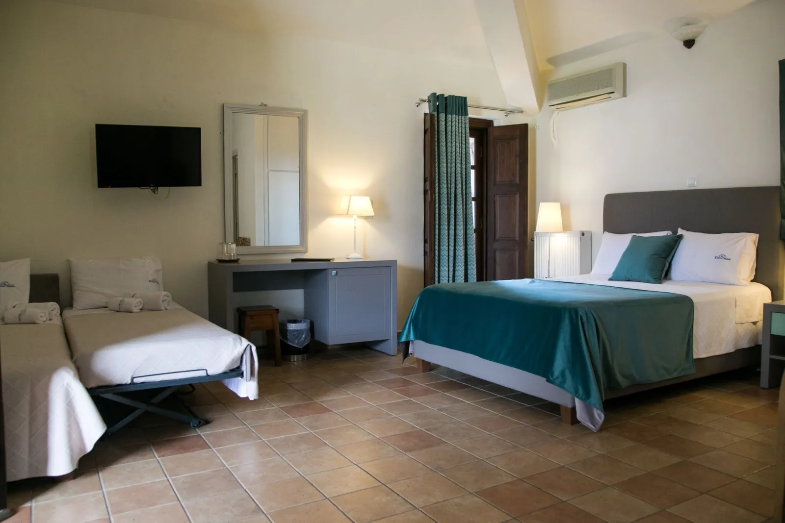 Classic Double Room