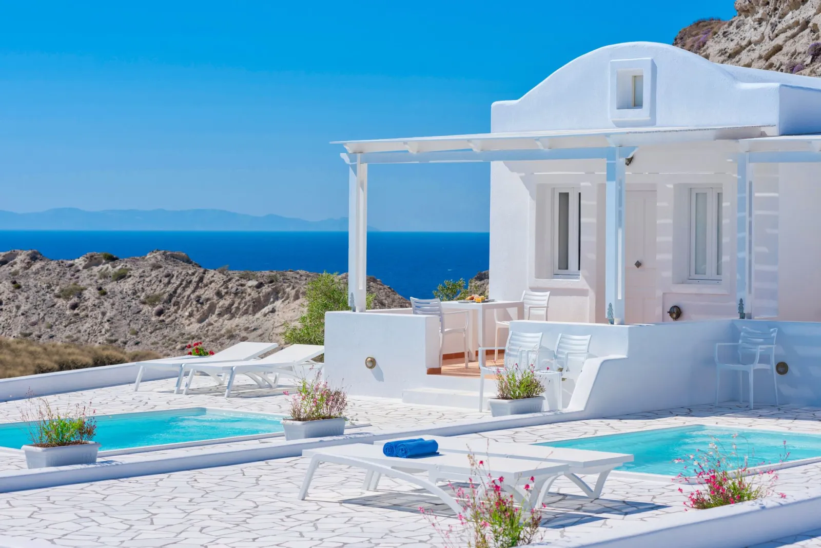 Superior Villa with Outdoor Private Pool and Hot Tub