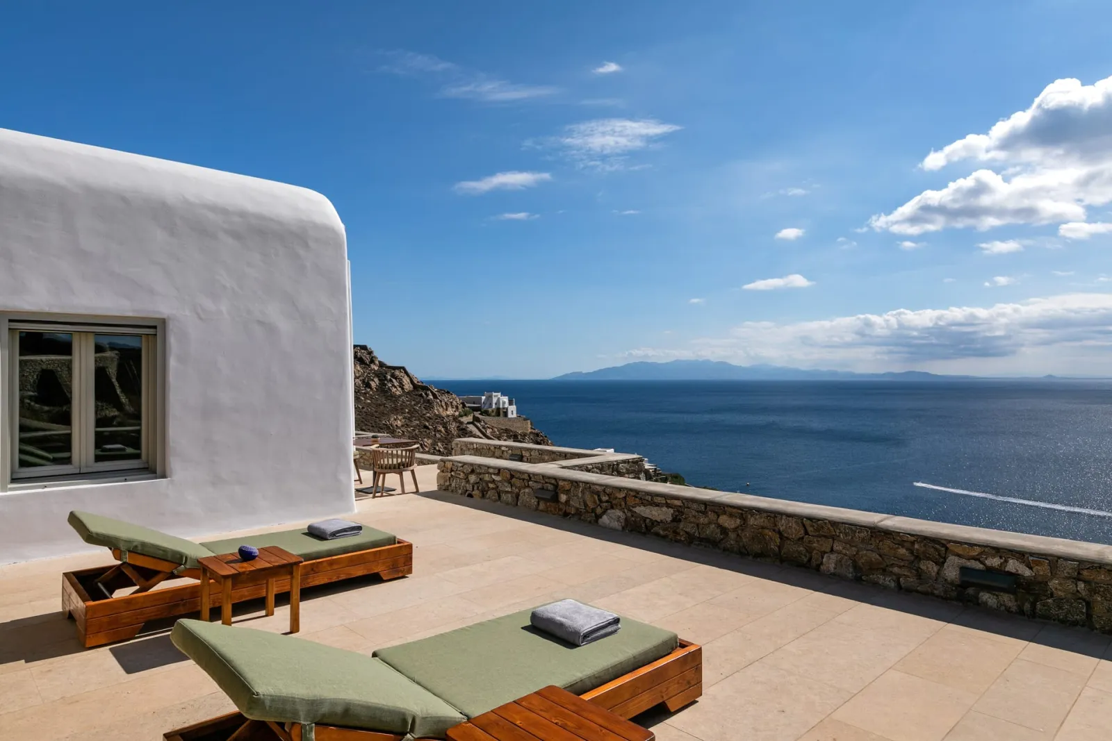5 Bedroom | Laomedeia | Super Paradise