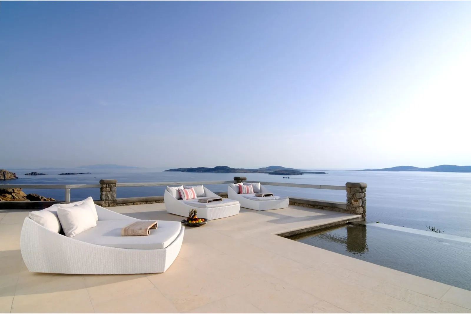 7 Bedrooms | Theoni | Pouli