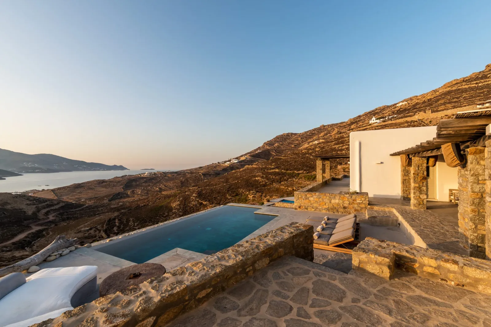 7 Bedrooms | Galini | Ftelia