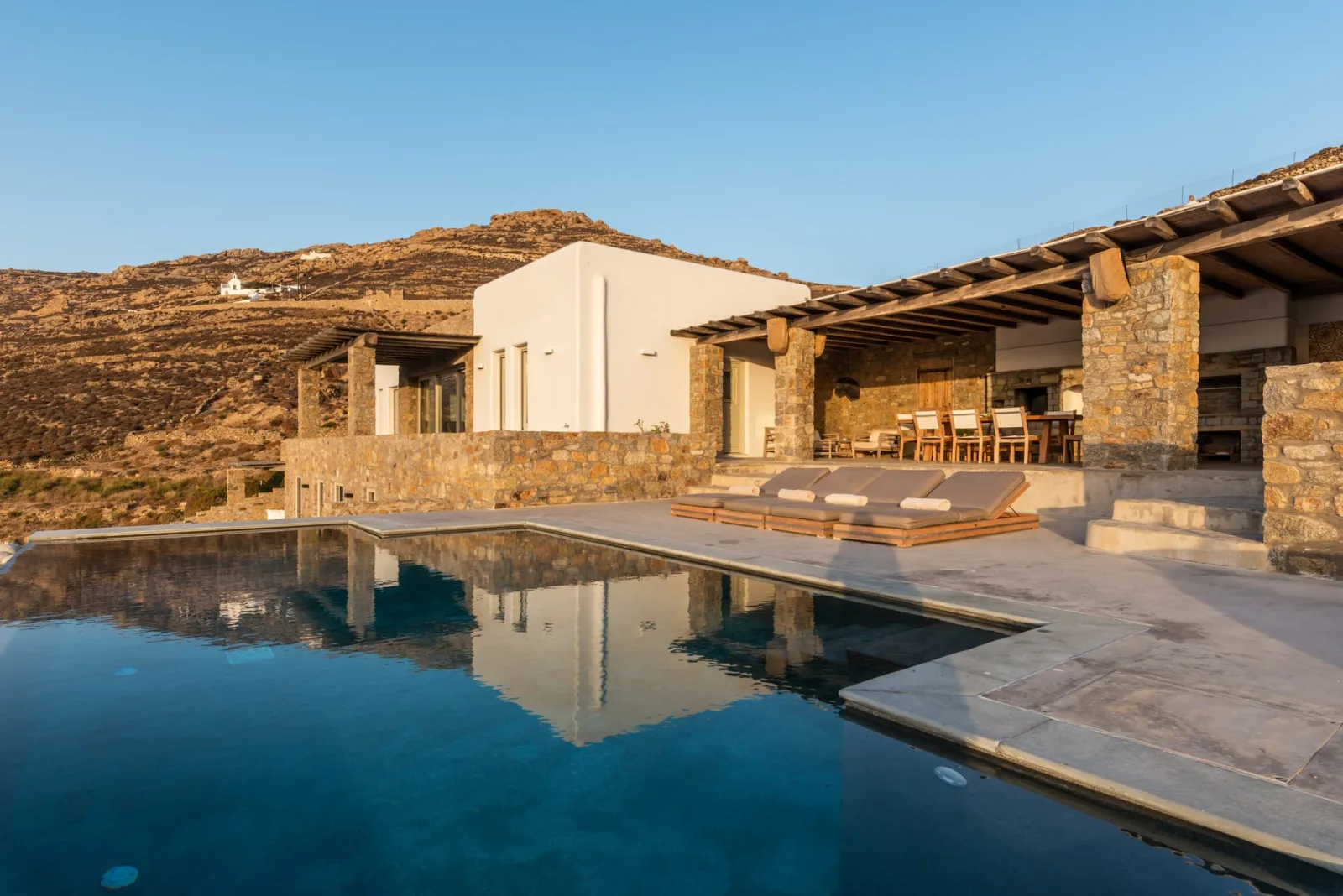 7 Bedrooms | Galini | Ftelia