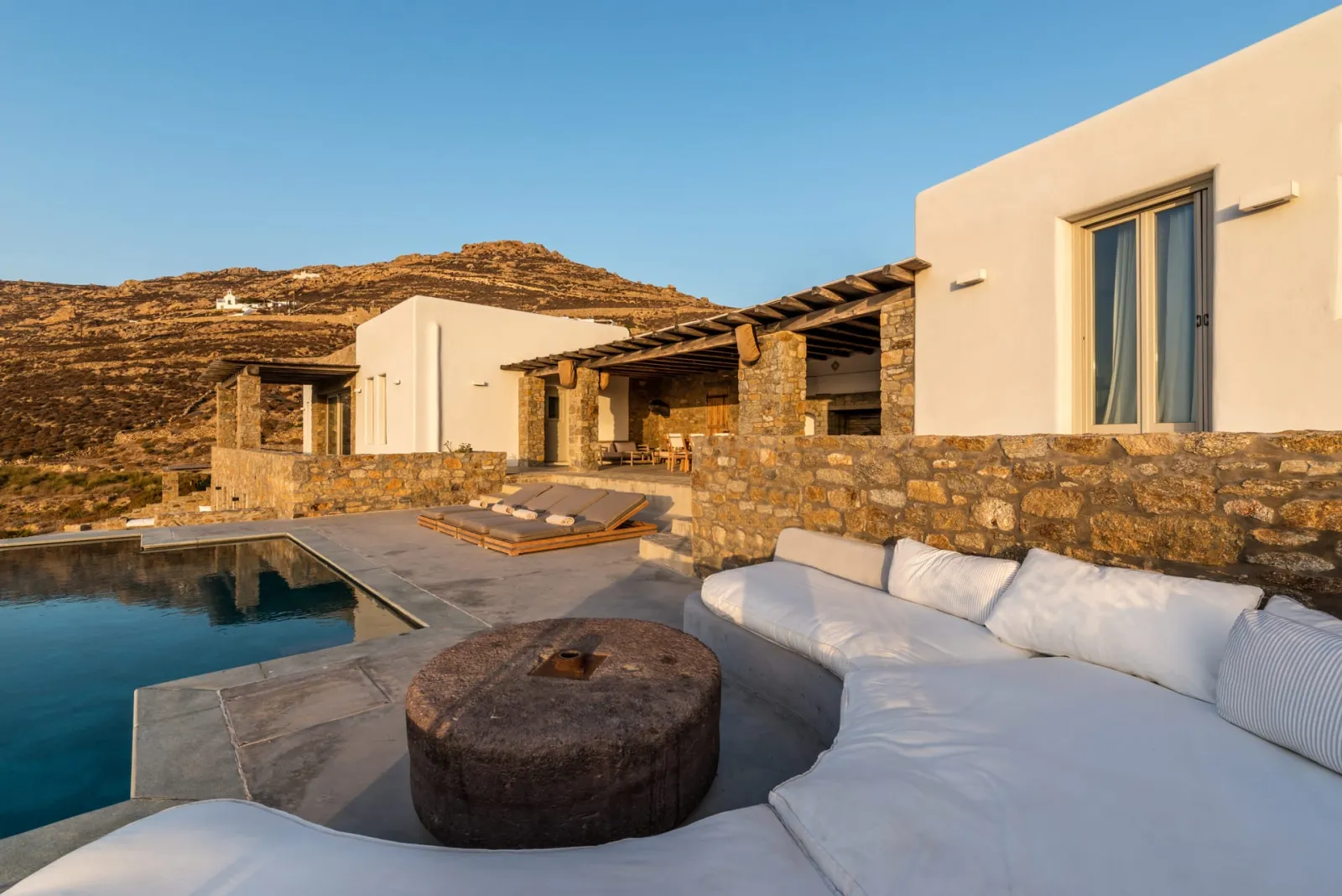 7 Bedrooms | Galini | Ftelia