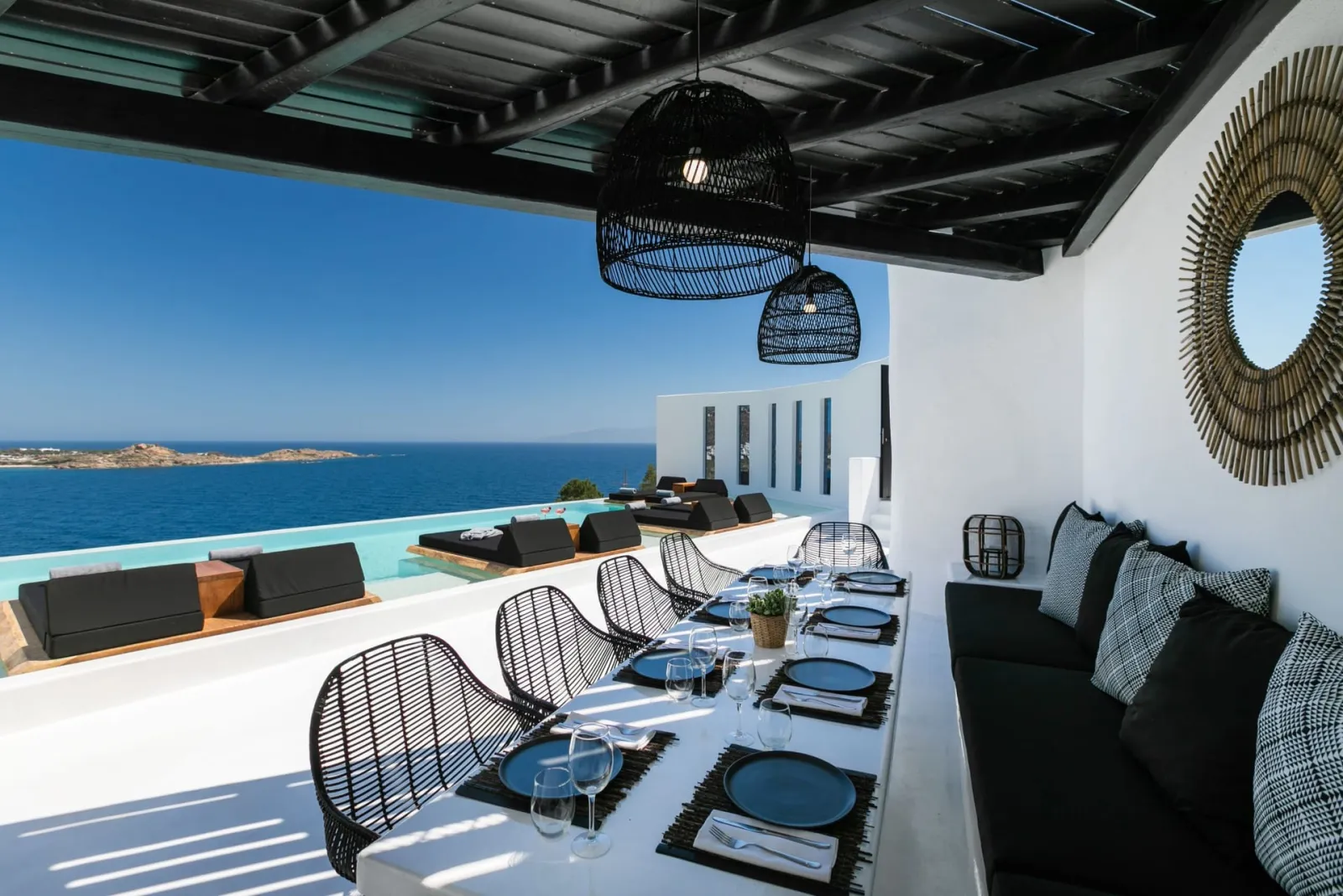 5 Bedroom | Andromeda | Psarou