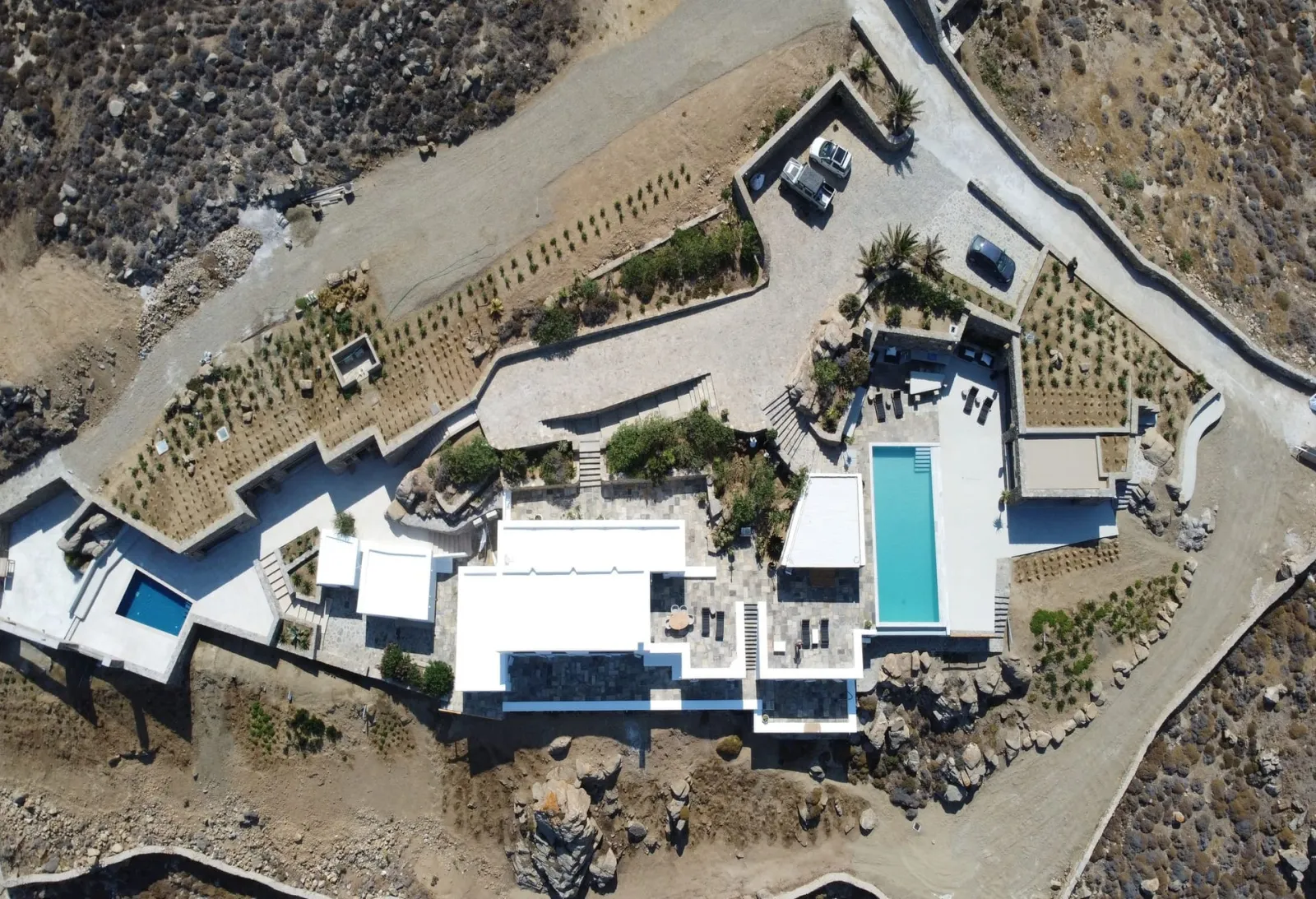 9 Bedrooms I Hermes Estate I Ftelia