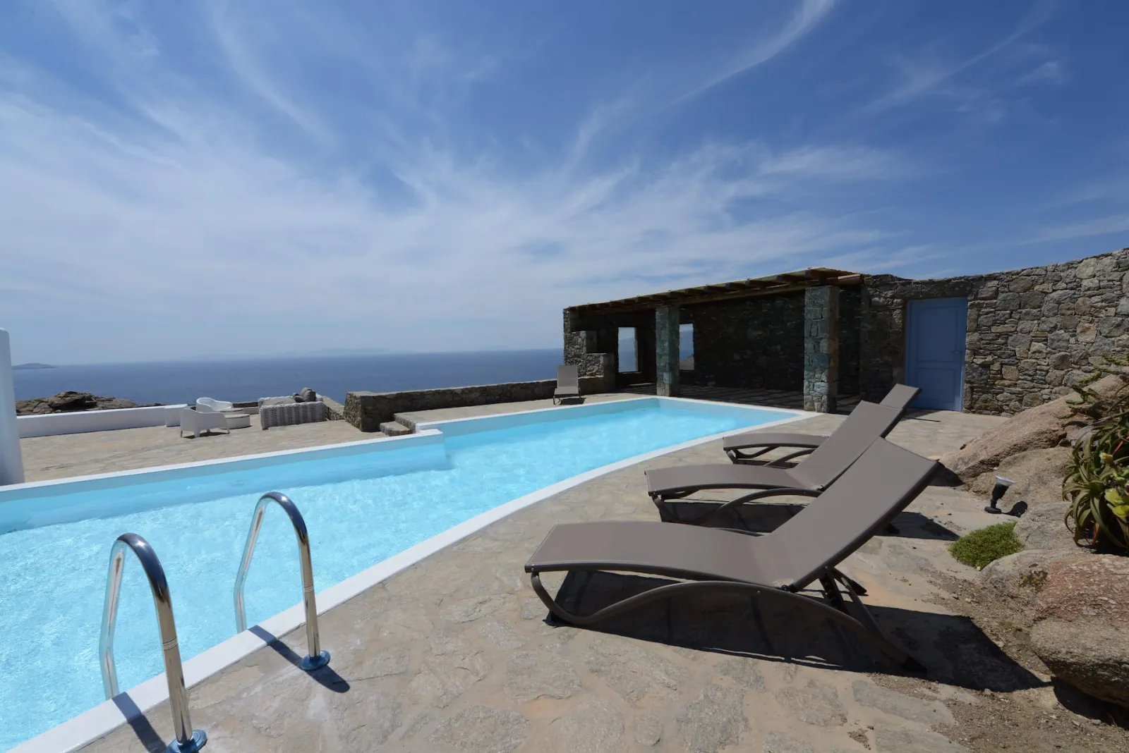 5 Bedrooms I Melena I Choulakia