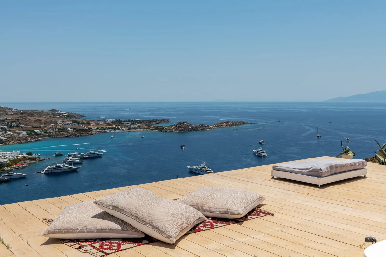 5 Bedrooms I Vania I Agios Lazaros