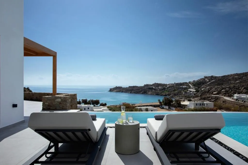 6 Bedrooms I Paradisenia I Super Paradise