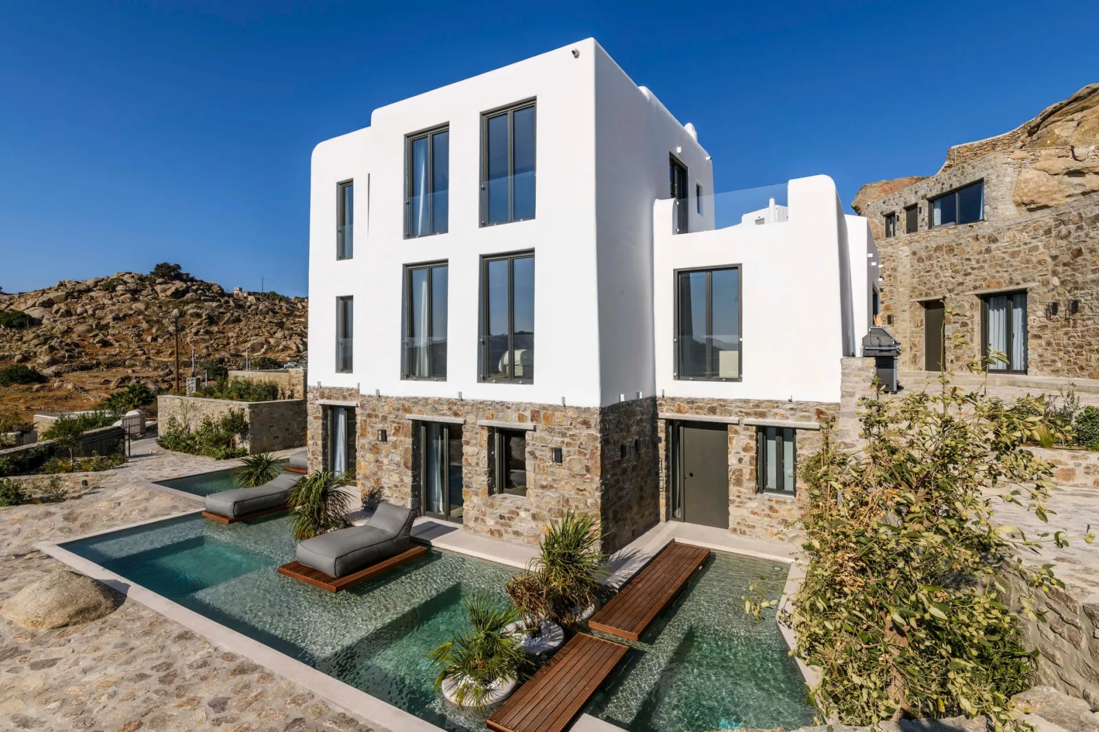 9 Bedrooms I Magia I Ornos