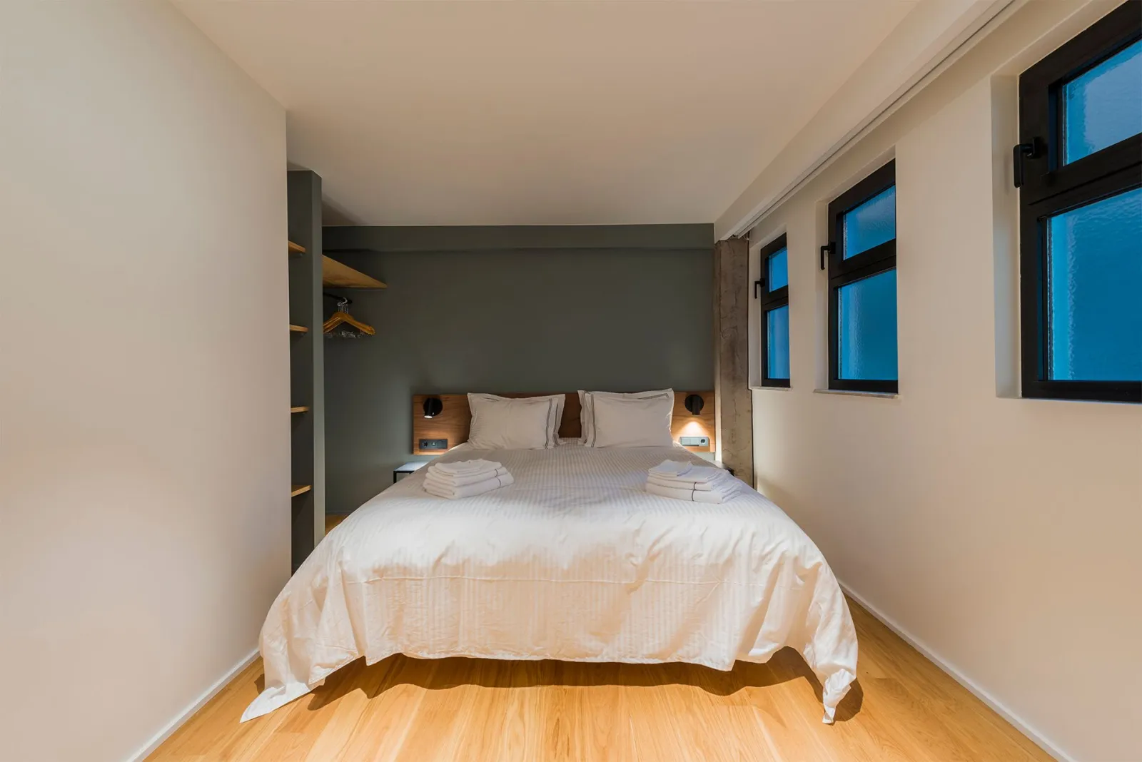 2 Bedroom Family Apartment with City View