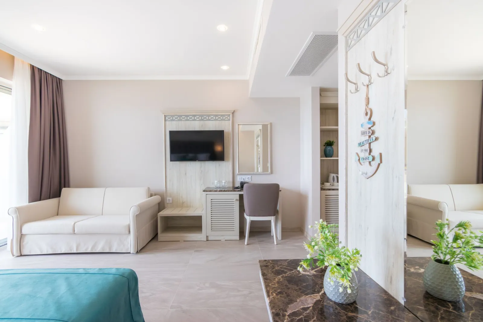 Junior Suite Side Sea View