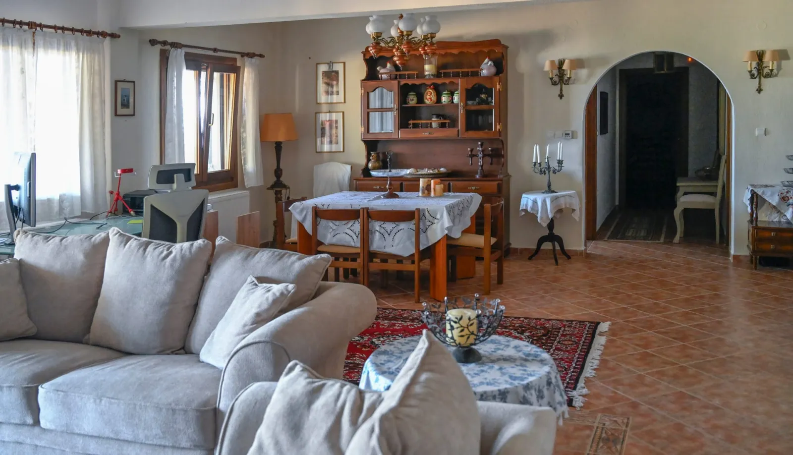 Sea Front Villa with 5 Bedrooms