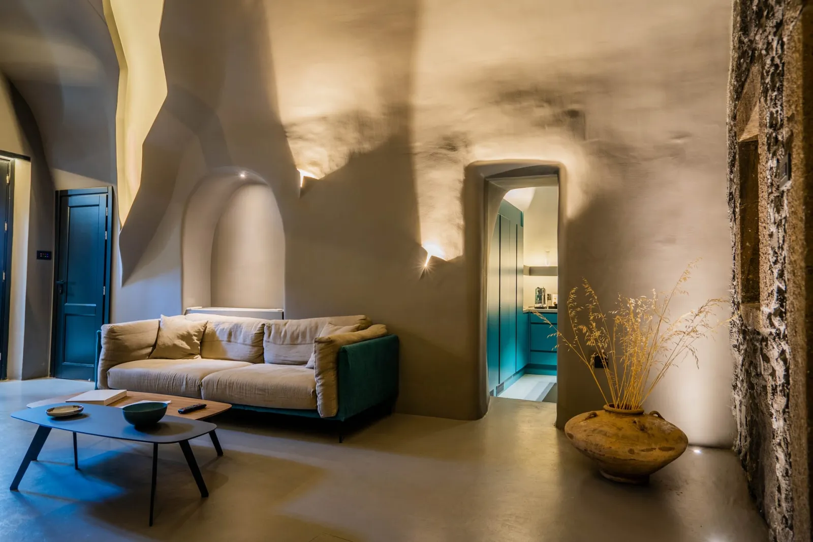 Kivotos Villa Sunset View with Outdoor Hot Tub & Indoor Pool