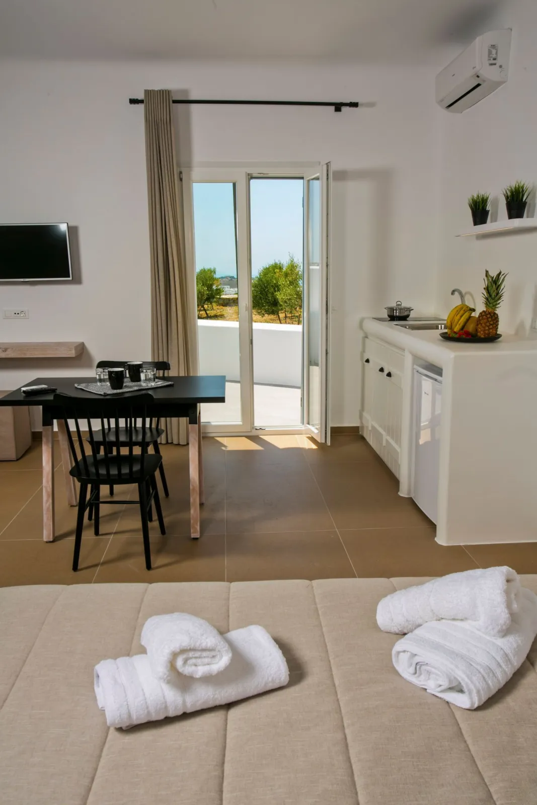 Deluxe Triple Room