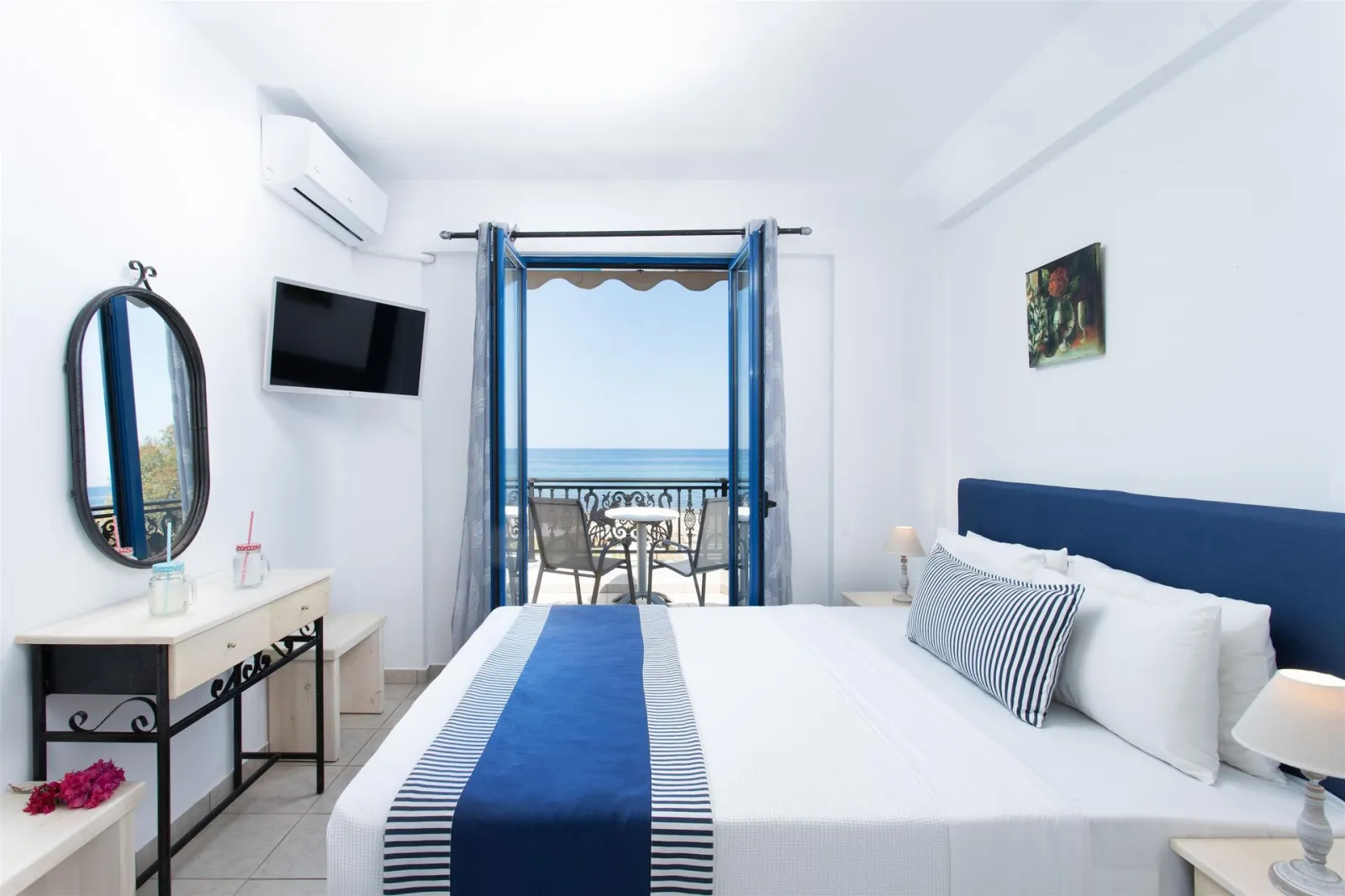 Superior Double Studio | Sea & Pool View