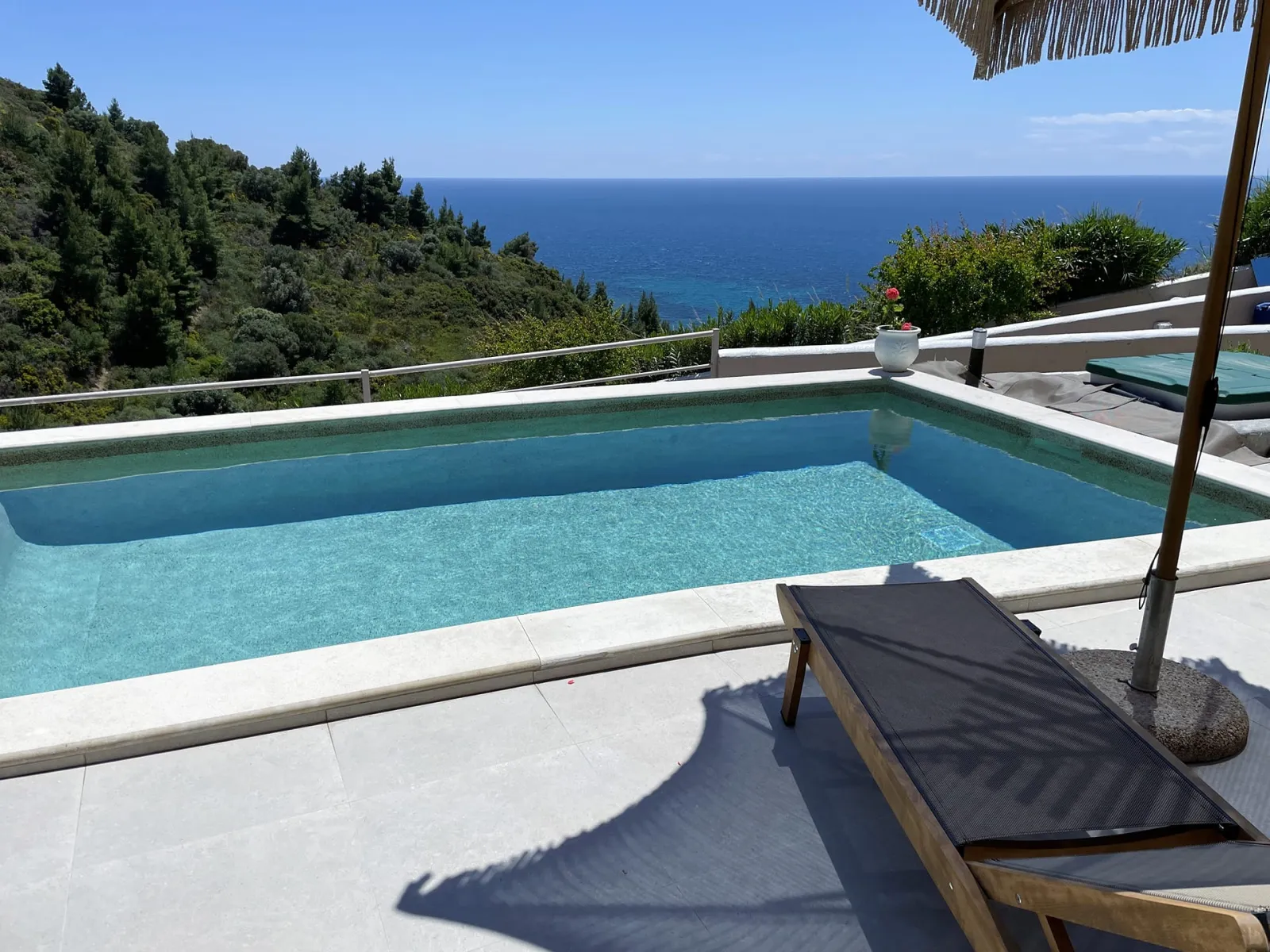 Villa with Private Pool &amp; Sea View-Capacity 6