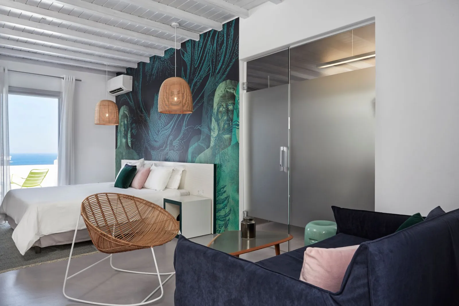 Deluxe Sea View Suite