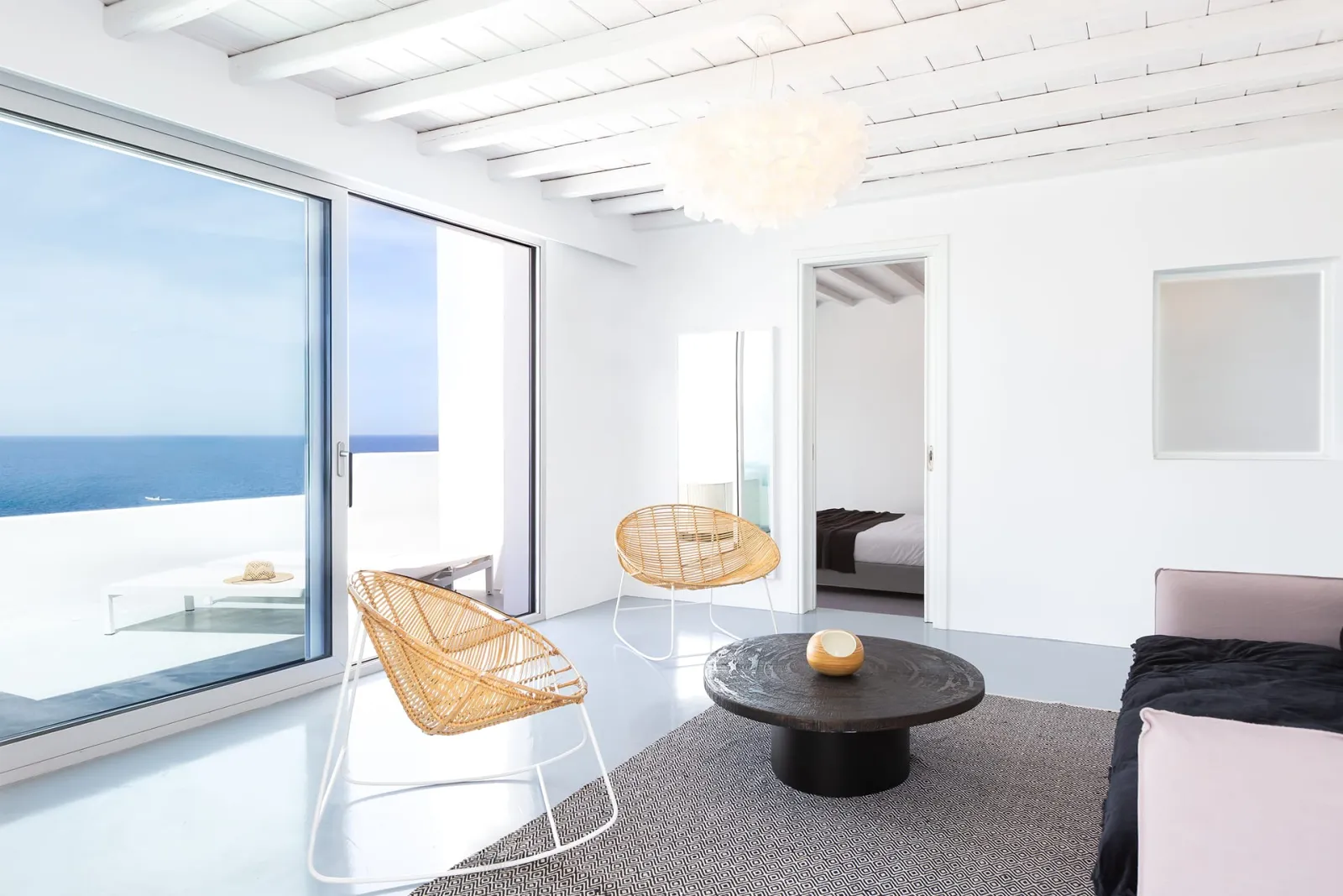Superior Sea view Suite with Outdoors Jacuzzi