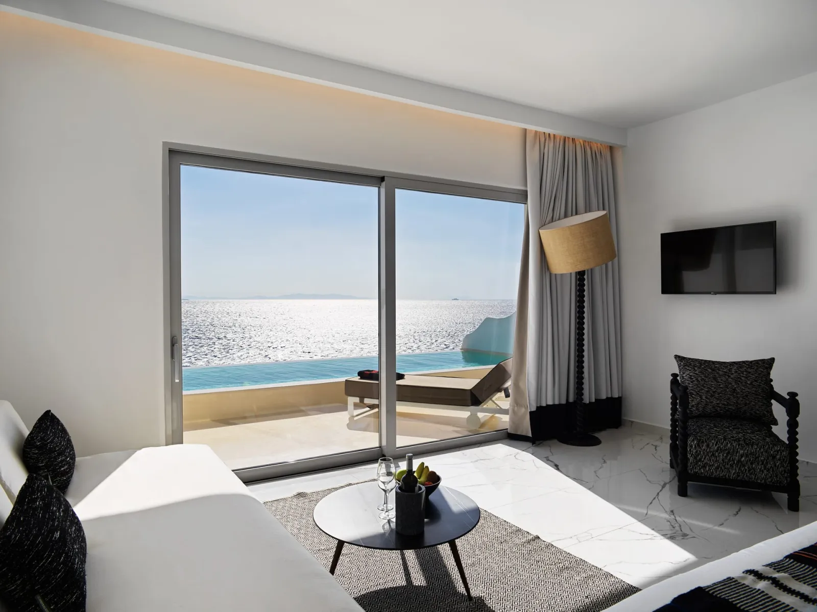 Sanctuary 2-Room Sea View Suite with Private Pool