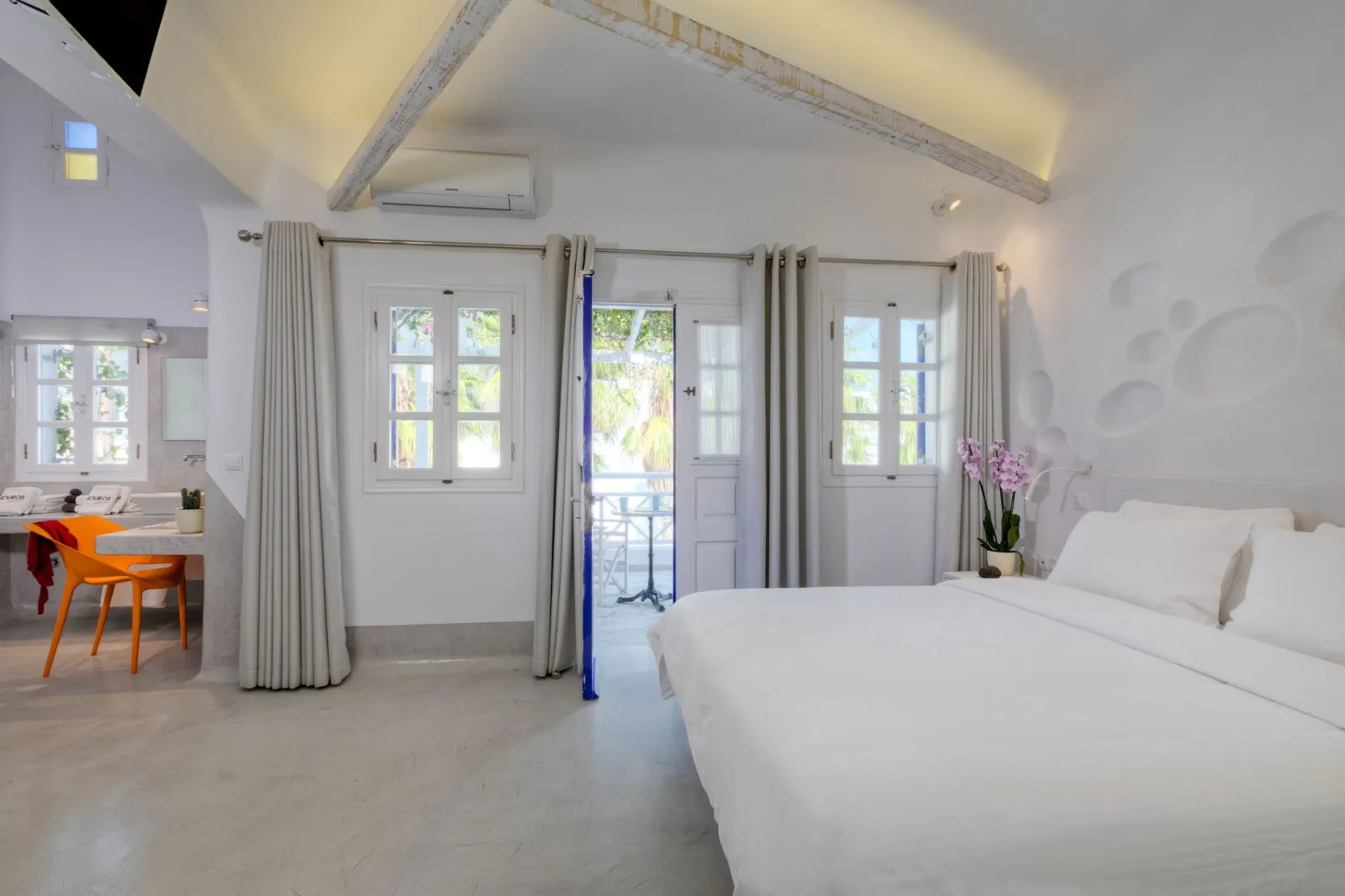 Junior Suite with Partial Sea View & Outdoor Hot Tub