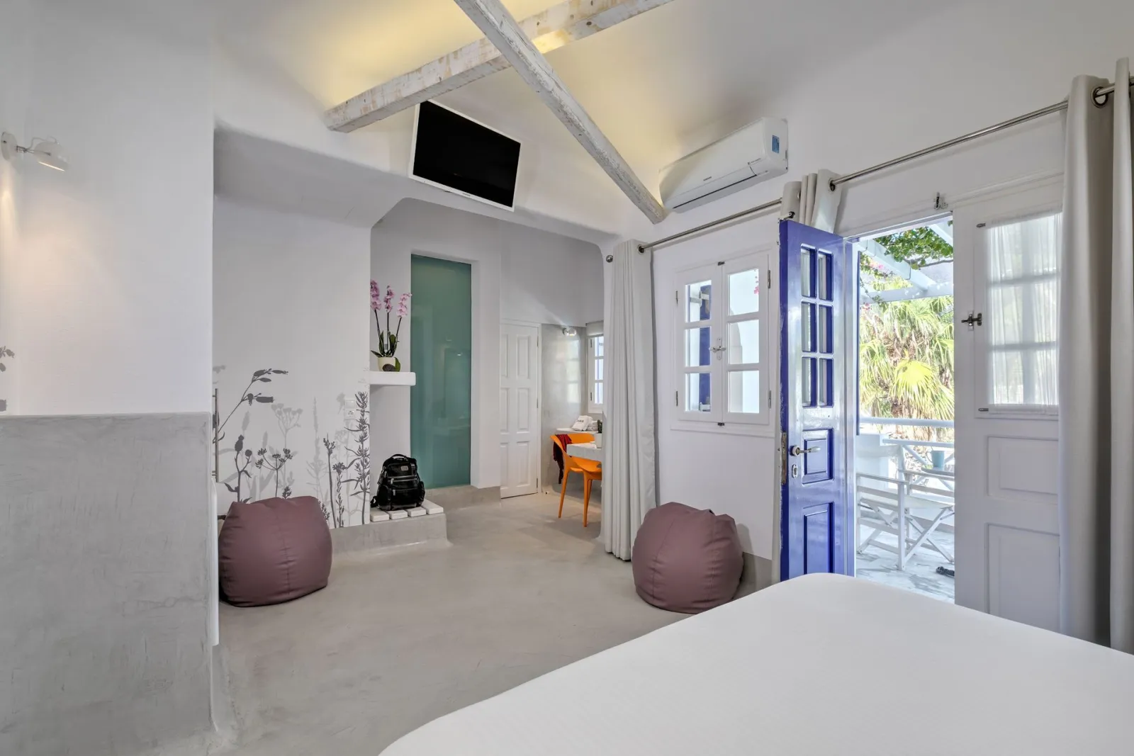 Junior Suite with Partial Sea View & Outdoor Hot Tub