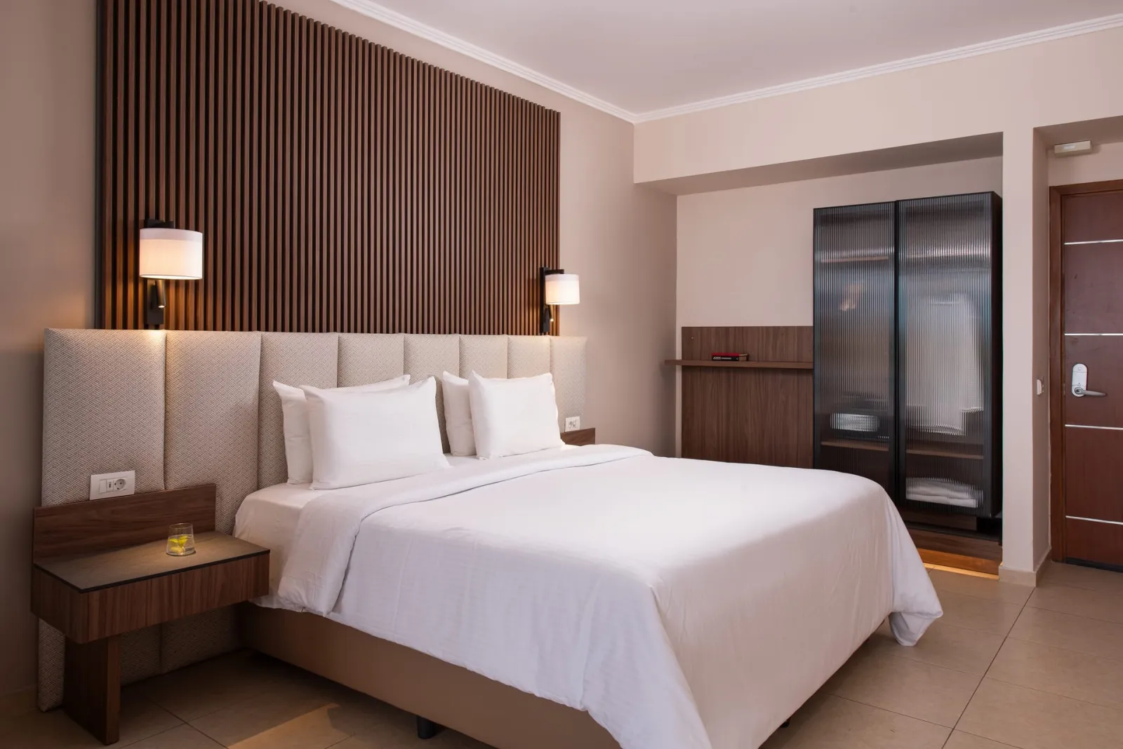 Junior Suite with Sea View Private Pool (45 m²)