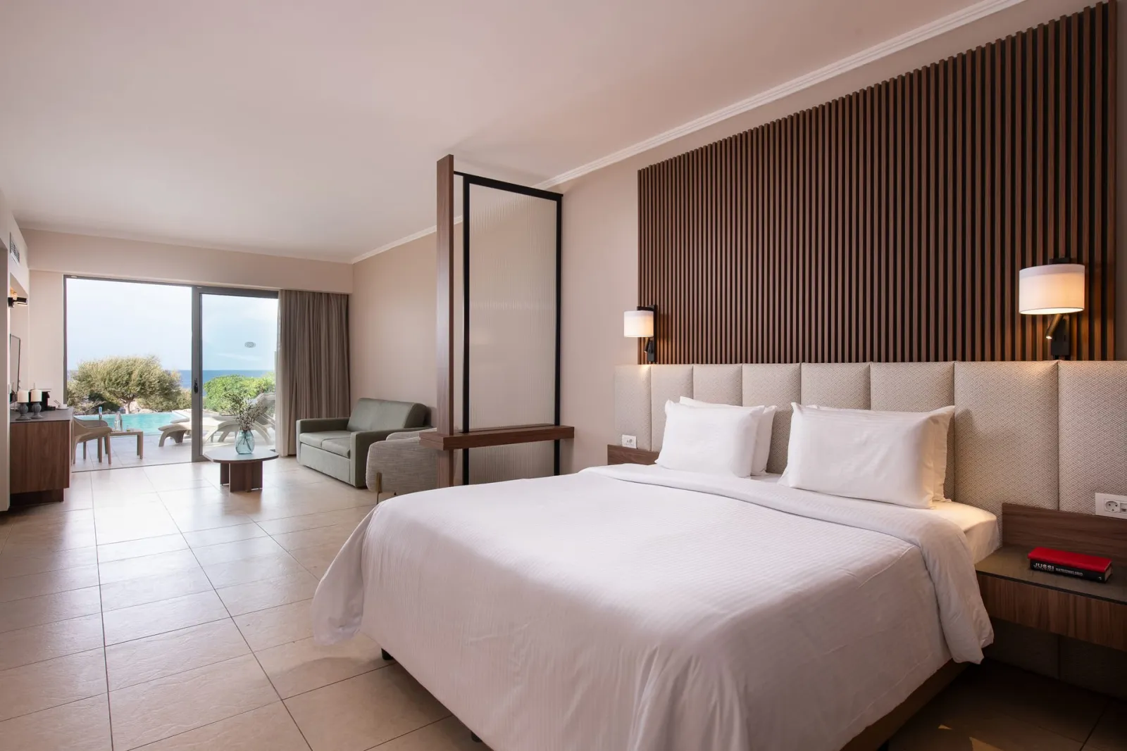 Junior Suite with Sea View Private Pool (45 m²)