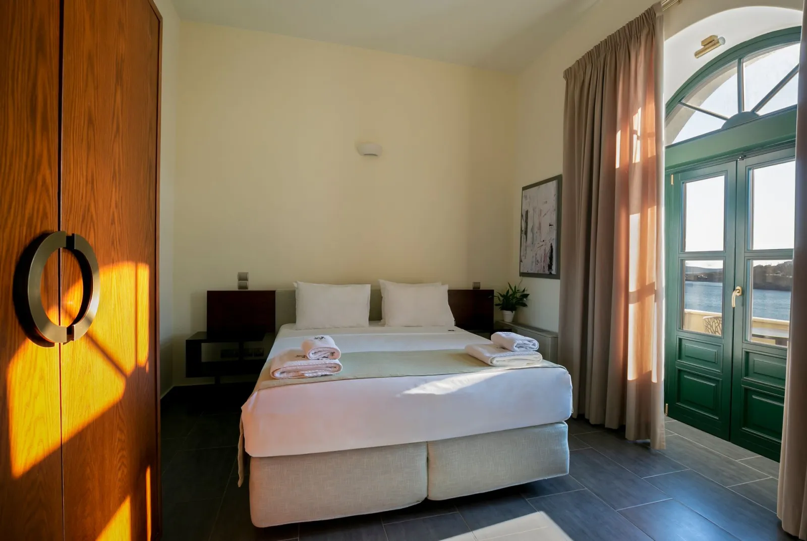 Executive Suite