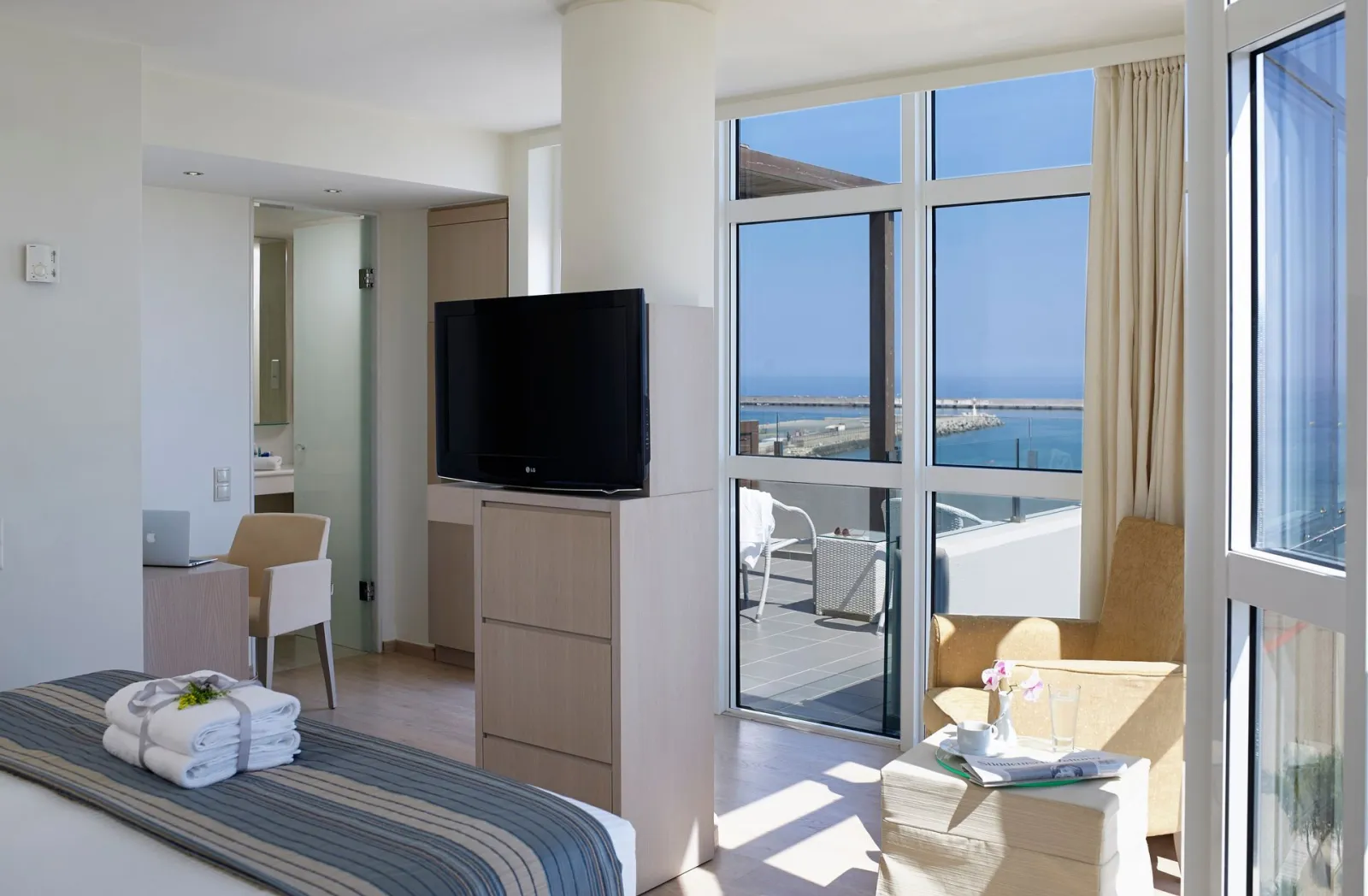Deluxe Suite Sea View