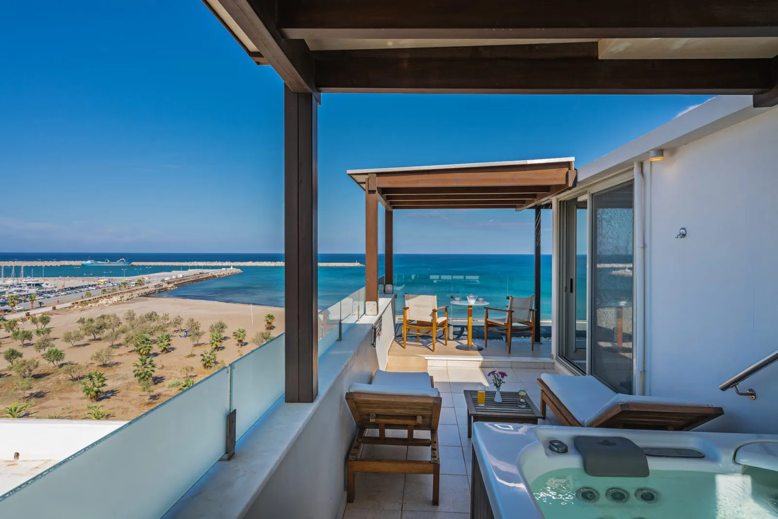 Deluxe Suite Sea View & Jacuzzi