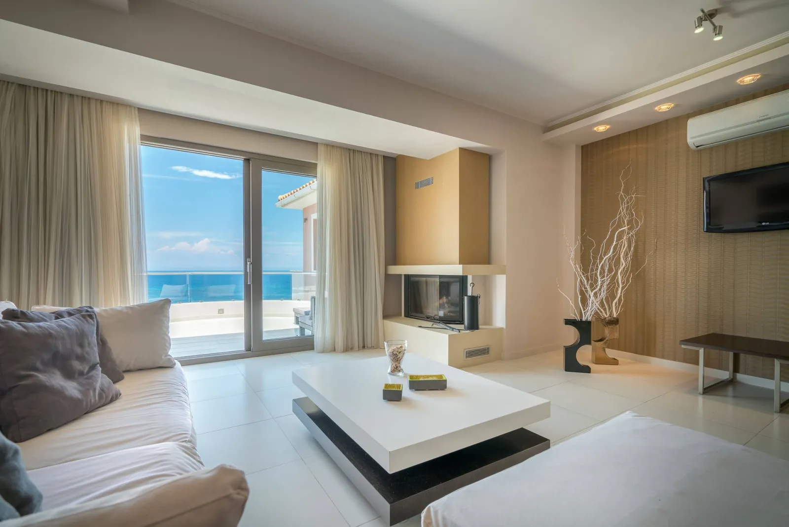 Master Suite | Sea View [110 m²]