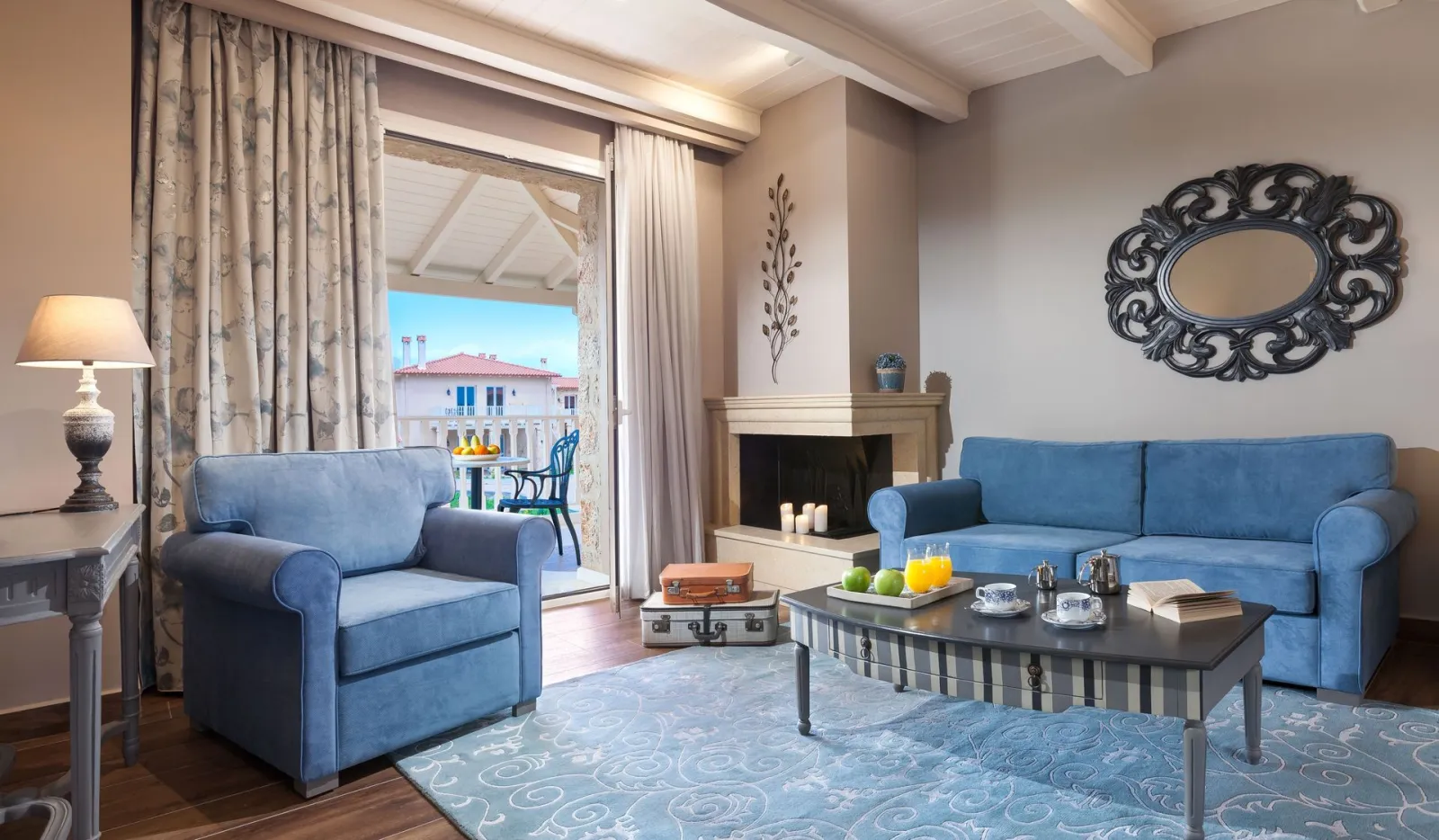 Premium Suite with Mountain View