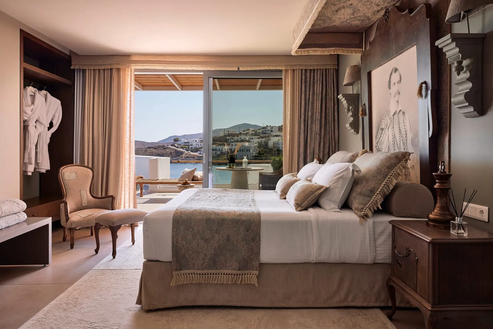 Signature Suite with Sea View & Hot-Tub "Othonas & Amalia"