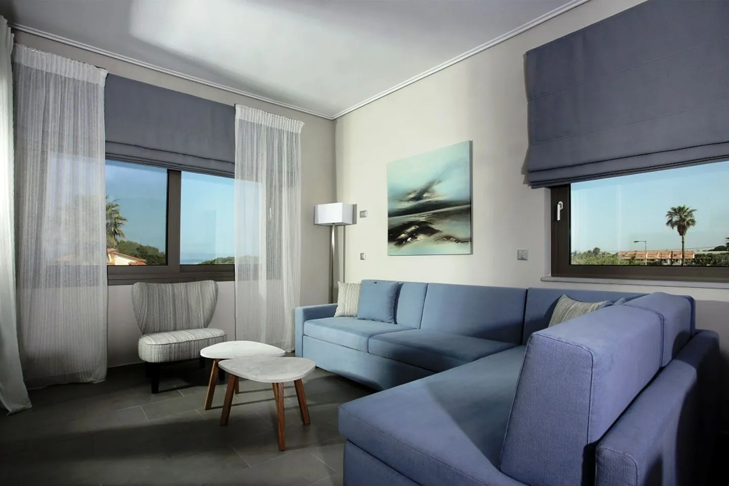 Deluxe Apartment