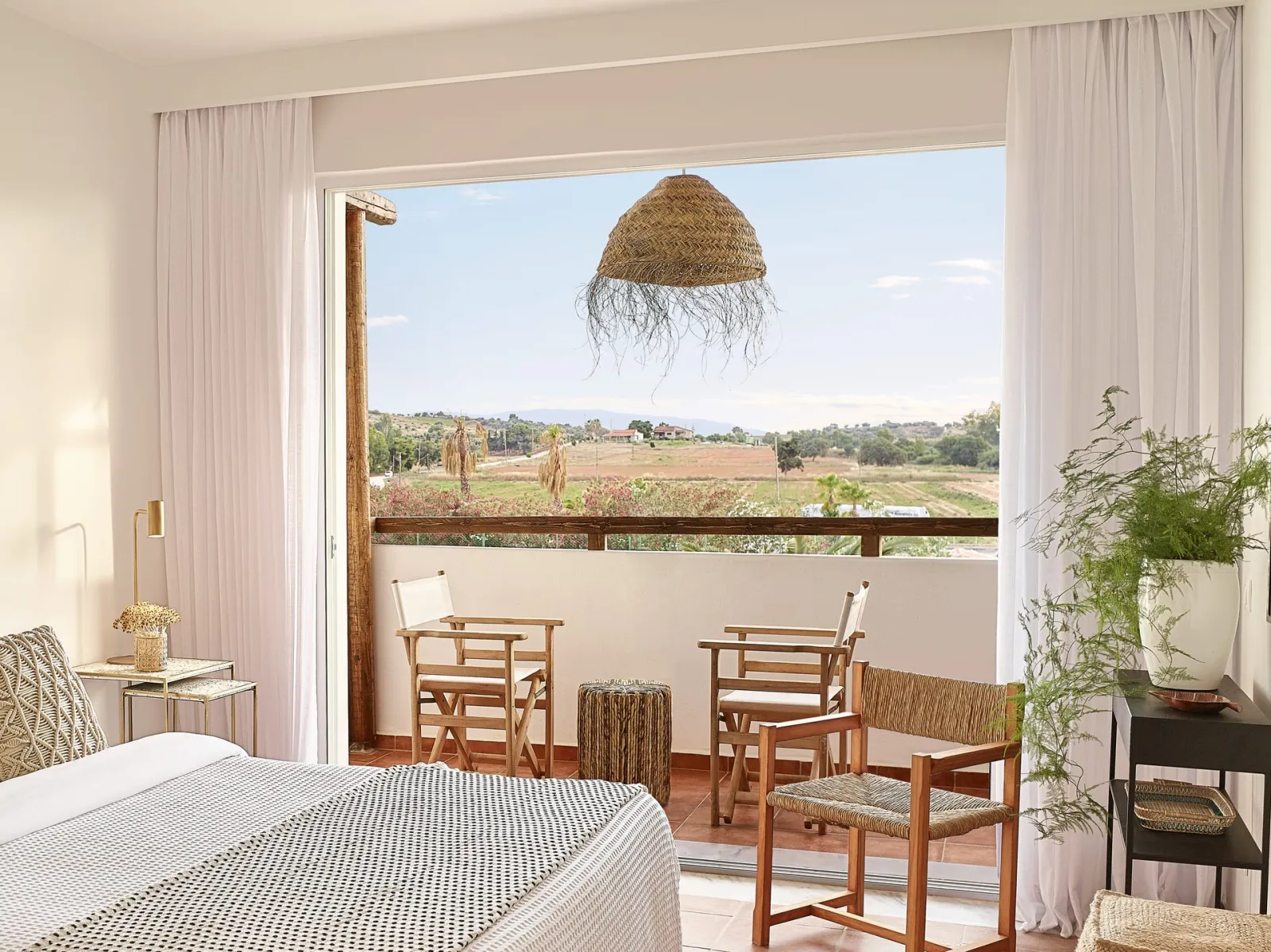 Casa Room Fields View & Private Balcony