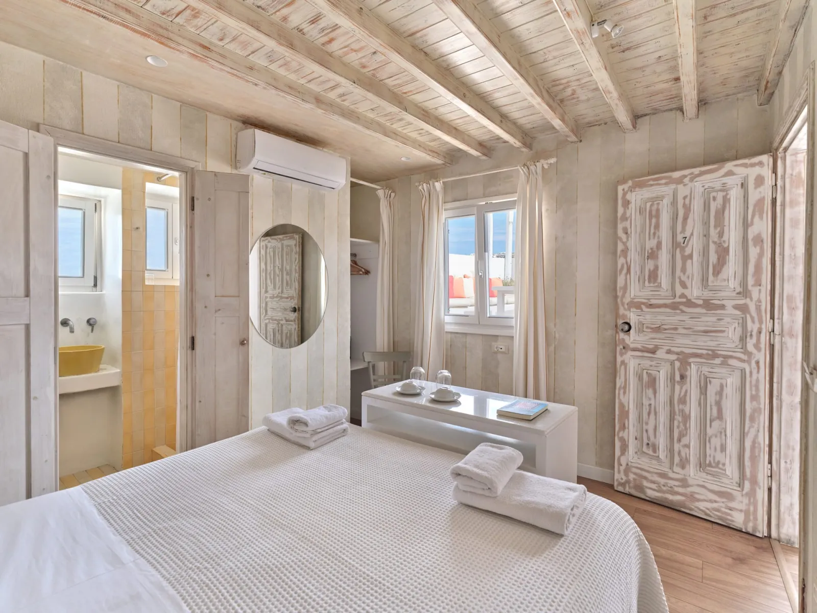 Cozy Double Room