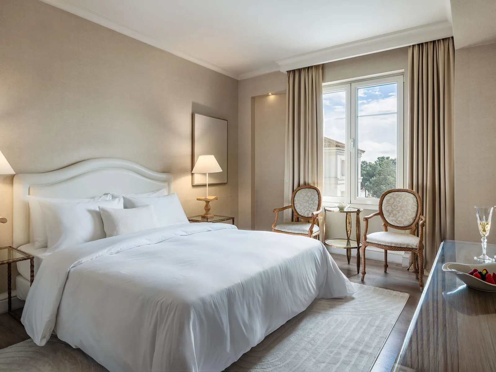 Superior Guestroom Pool View