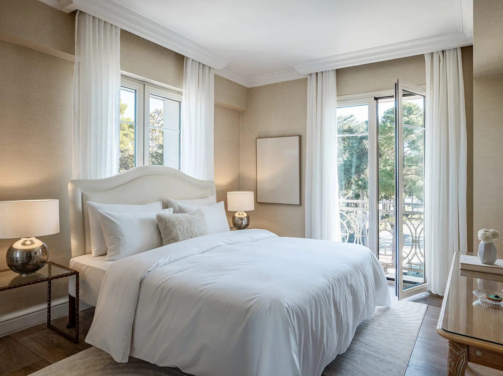 Executive Suite Garden View