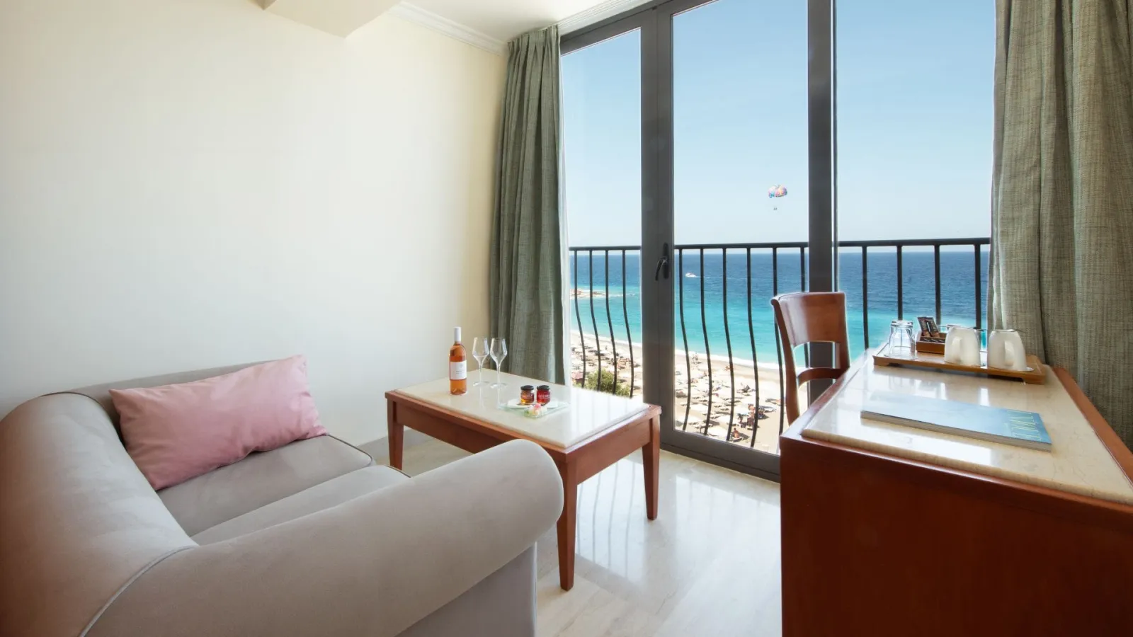 Twin Sea View