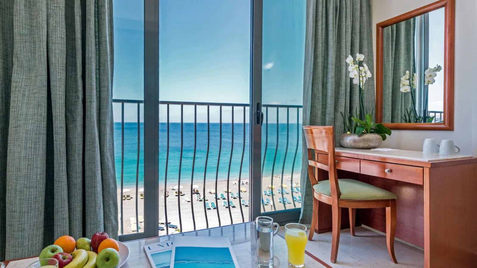 Twin Sea View