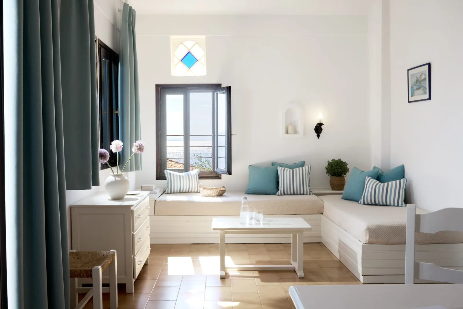 Apartment with two separate rooms