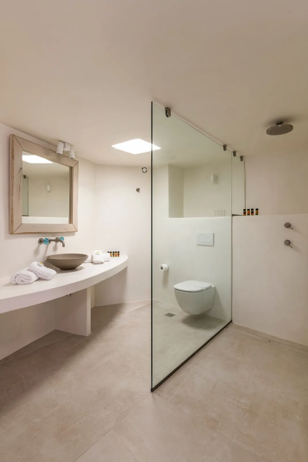 Superior Sunset Suite with Private Terrace &amp; Outdoor Hot Tub
