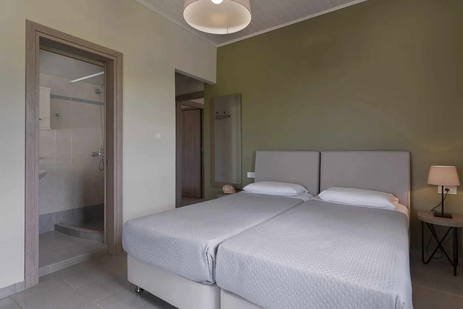 Superior Apartment | Garden &amp; Partial Sea View [60 m²]