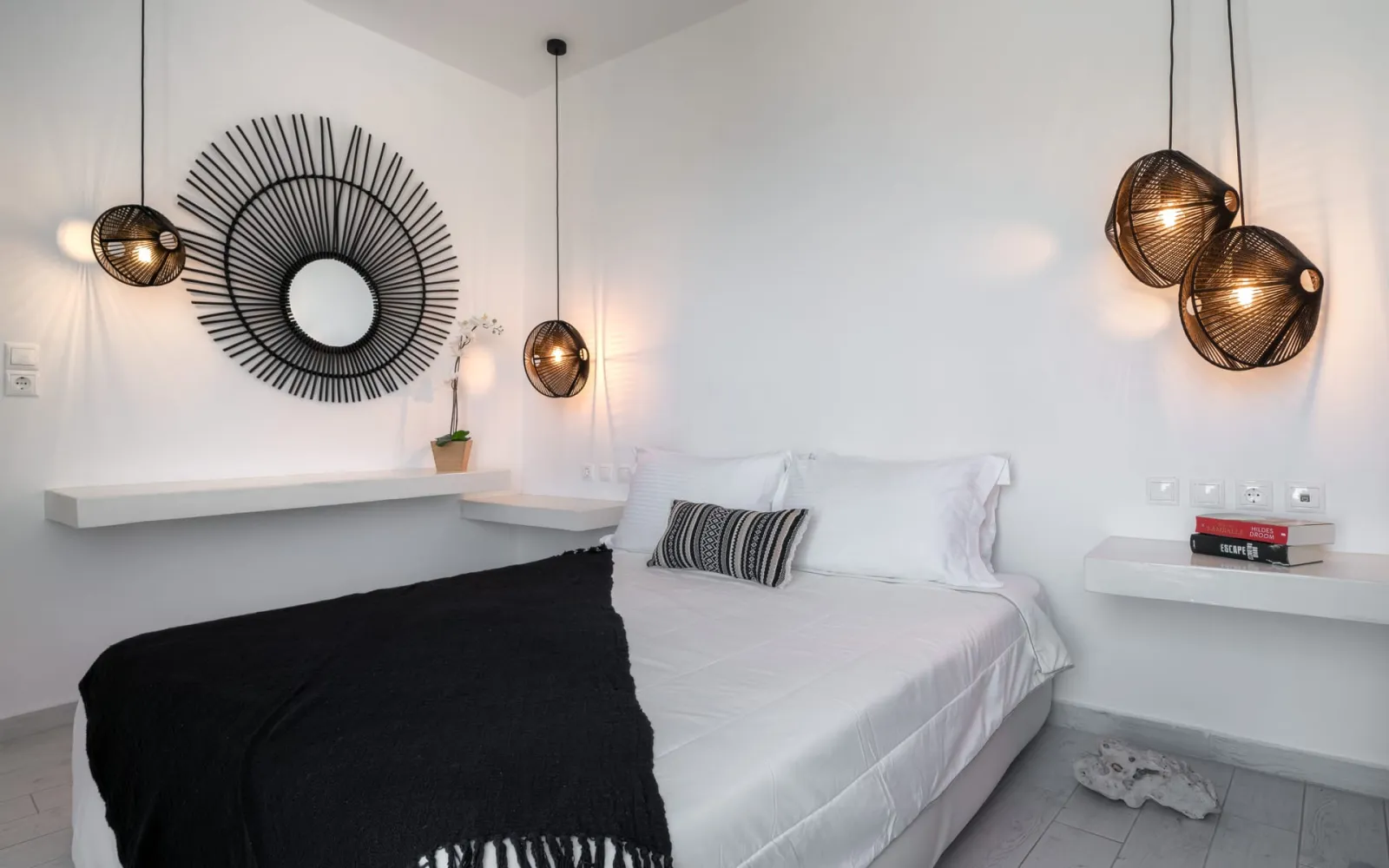 Superior One Bedroom Suite with Sea View