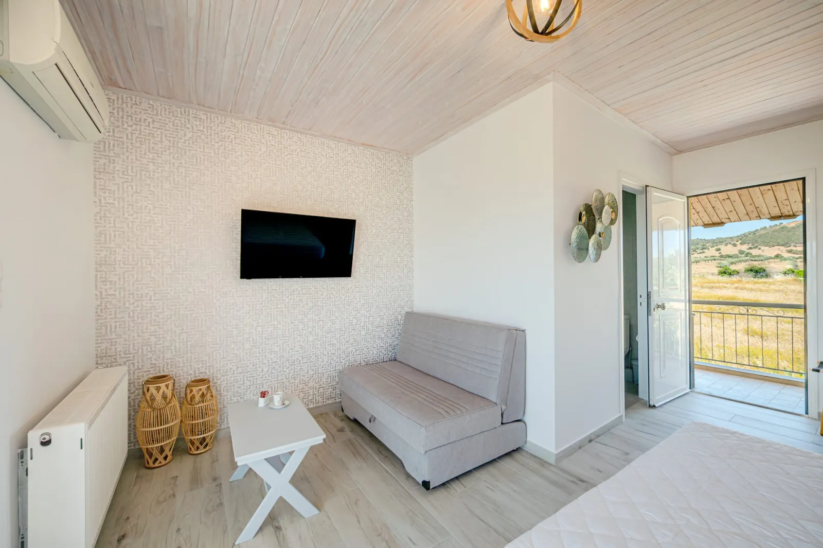 Spacious Family Room