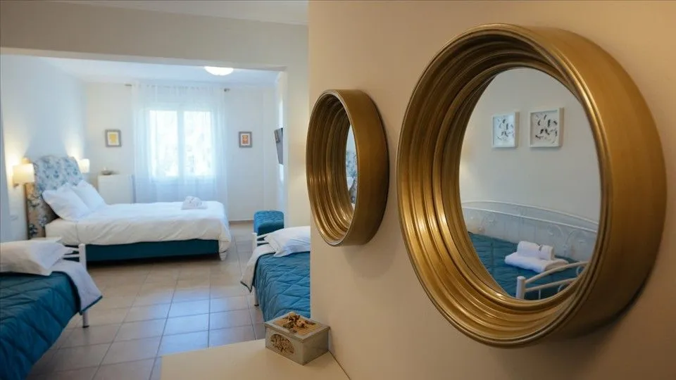 Quadruple Family Room